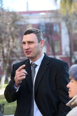 Vitali Klitschko gazeteci için oy Kiev, Uktr sonra konuşuyor