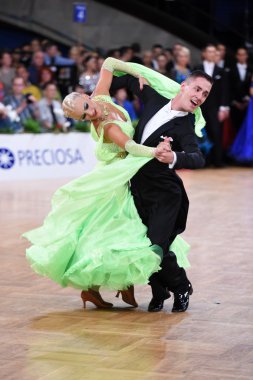 Balo salonu dans çift, Dans Yarışması'nda