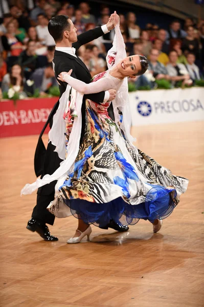 Ballroom dance couple Royalty Free Stock Photos