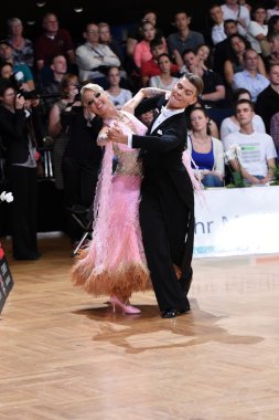 Balo salonu dans çift, Dans Yarışması'nda