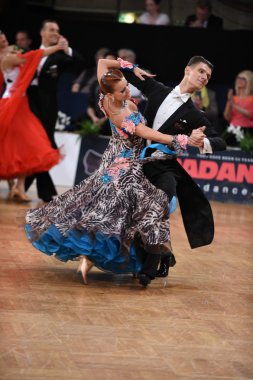 Balo salonu dans çift, Dans Yarışması'nda