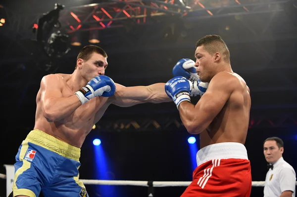 Série mundial de boxe: Ucrânia Otamans vs Lionhearts britânicos — Fotografia de Stock