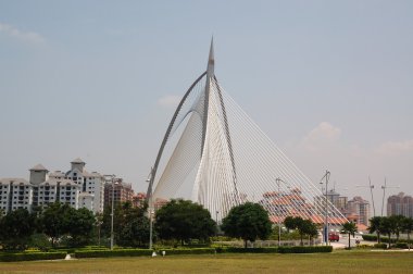 Putrajaya köprü görünümü