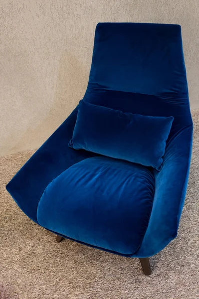 Fauteuil bleu moderne — Photo