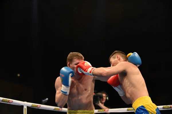 World series of boxing: Ukraine Otamans vs China Dragons — Stock Photo, Image