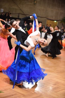 Balo salonu dans çift, Dans Yarışması'nda