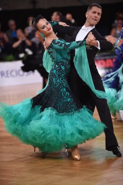 Balo salonu dans çift, Dans Yarışması'nda 