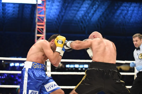 Ranking luta de boxe no Arena Lviv Stadium — Fotografia de Stock