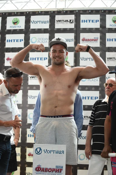 Johnny Muller from South Africa at the official weigh-in — Stock Photo, Image