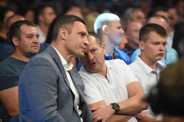 Vitali Klitschko  during fight for WBO Inter-Continental cruiserweight title — Stock Photo, Image