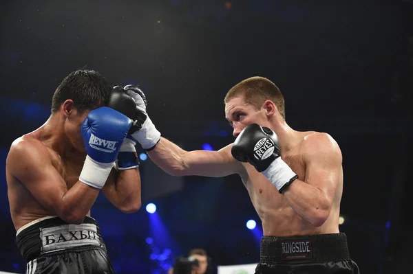 Ranking boxing fight in the Palaceof Sport in Kiev — Stock Photo, Image