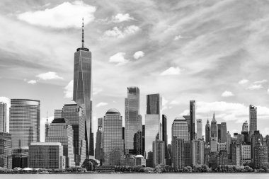 New York finans bölgesi manzarası Paulus Kanca İskelesi Jersey City, New Jersey 'de. New York, ABD. Manhattan, New York, New York, New York, Skyline. New York 'taki Lower Manhattan ve One World Trade Center, New Jersey Panoramic view on Manhattan