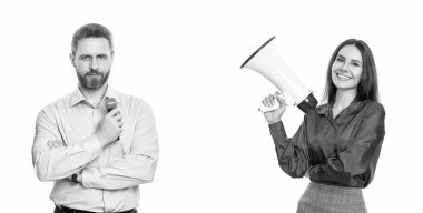 Yeni bir iş duyurusu. Patron ve müdür beyazları izole etti. İş adamları bir sorun olduğunu duyurdu. Dikkat, lütfen. Hoparlörlü iş adamları iş anonsu yapıyor. İş tanıtımı.