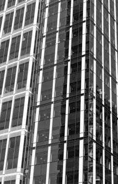 Cam bina yapısı. Mimari detay. Mimarinin arka planı. Modern cam arka plan. Camdan dış plan. Mimarlık. Dış mimari inşaatı. Bina arkaplanı.