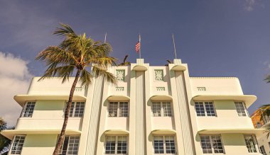 Art Deco. Miami sahilinin modern binası. Okyanus yolculuğu. Ocean Drive 'daki Miami South Beach. Art Deco mimarisi. Mimari bina. Art deco mimari bölgesi.