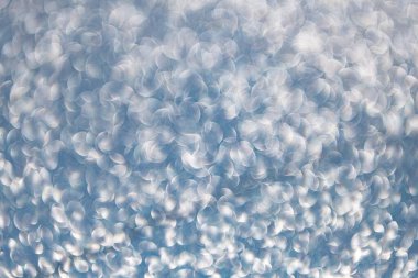 Odaklanamayan ışıltı. Bokeh sahne arkası ışıltısı. Bokeh etkisi. Parıltı parlıyor. Bokeh 'in pırıl pırıl arka planı. Bulanık odaklı arka plan. Pırıl pırıl bir fon. Parıldayan arka plan. Parıltı parlıyor.