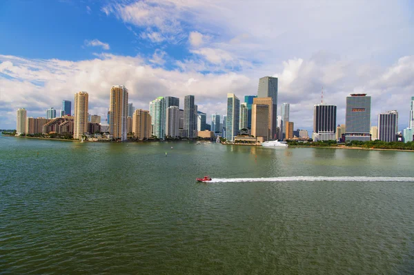 Flygfoto över Miami skycrapers — Stockfoto