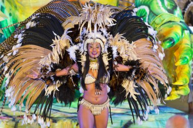 güzel karnaval kız