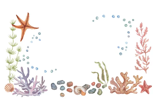 Deniz feneri deniz kabuğu mercanları deniz yıldızı suluboya resimli el çizimi tekstil. Klasik gerici karikatür karikatürü. Okyanus, yaz sahili kompozisyonu.