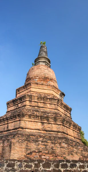 アジアの宗教建築古代の仏塔遺跡します。 — ストック写真