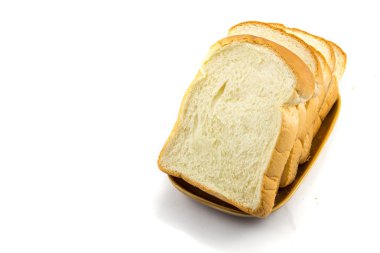 ekmek beyaz arkaplanda