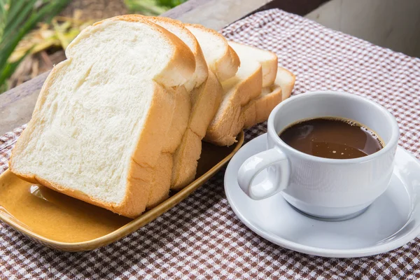 Kopp Kaffebröd Bordet — Stockfoto