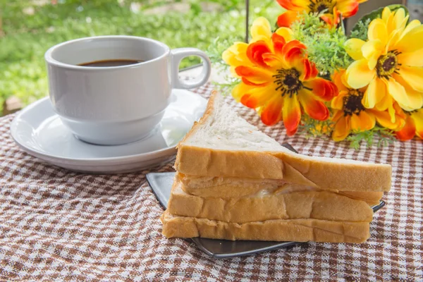 Sanduíche Com Presunto Café — Fotografia de Stock