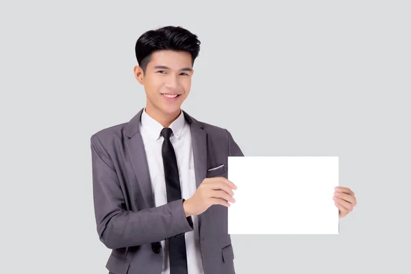 Ung Asiatisk Affärsman Visar Tom Skylt För Reklam Isolerad Vit — Stockfoto
