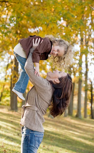 Mutter und Tochter — Stockfoto