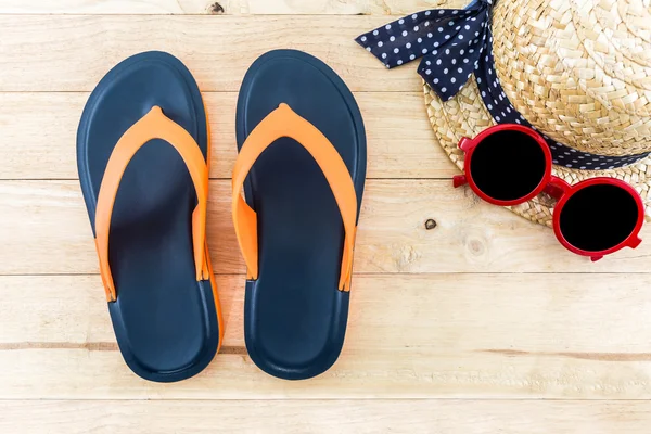 Färgglada sandaler skor / flip flops. — Stockfoto