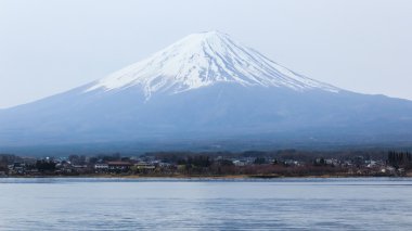 Göl kawaguchiko, fuji Dağı.