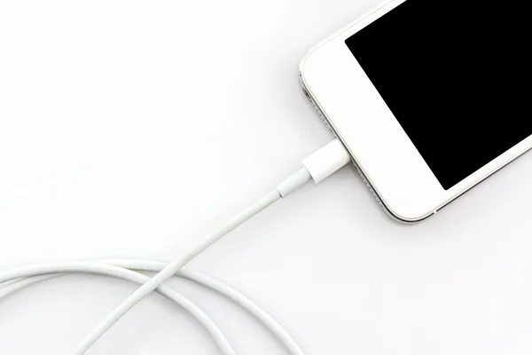 Cable USB para smartphone . — Foto de Stock