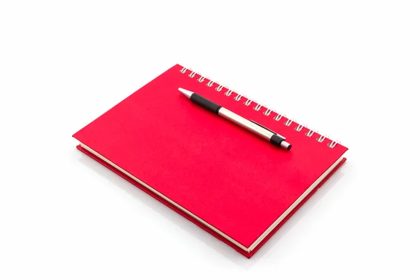 Röd dagbok bok med penna. — Stockfoto