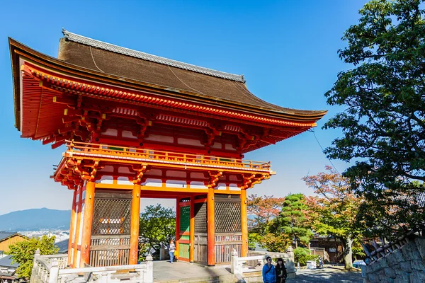 Kiyomizu-dera Temple Gate in Kyoto. — Stock Photo, Image