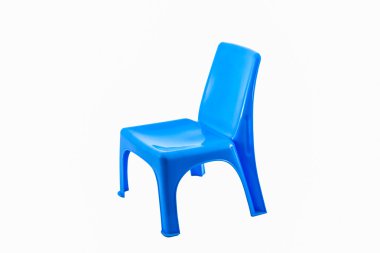 mavi plastik sandalye.