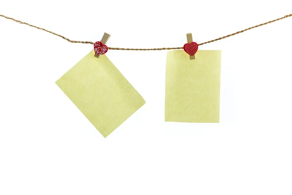 Blank paper note hanging on rope. — Stock Photo, Image