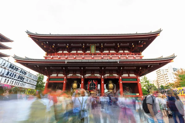 浅草寺，也称为浅草观音寺，是佛教庙会精彩 — 图库照片