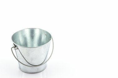 Metal çinko kova.