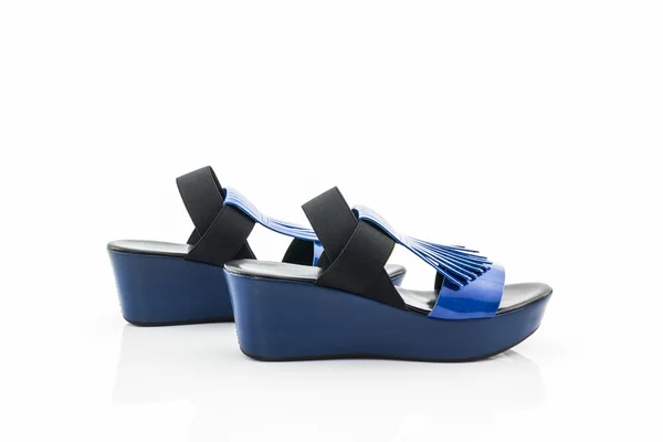 Zapatos de mujer azul . — Foto de Stock
