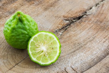 Güney Afrika'da bir kabile kireç (Bergamot).