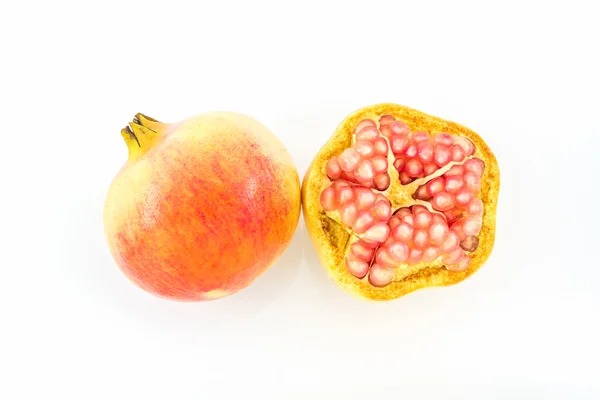 Zralé granátové jablko ovoce. — Stock fotografie