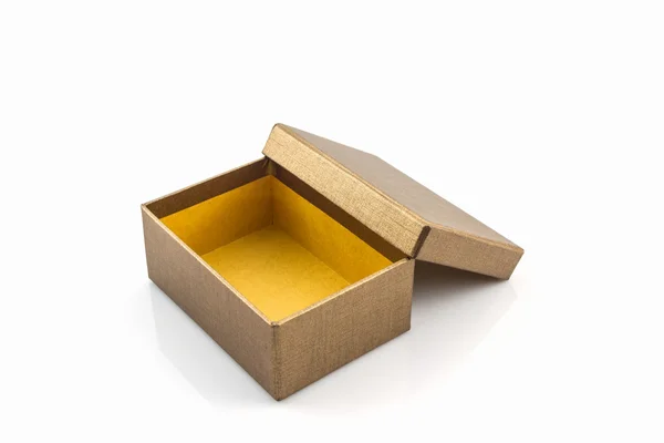 Caixa de papel dourado . — Fotografia de Stock
