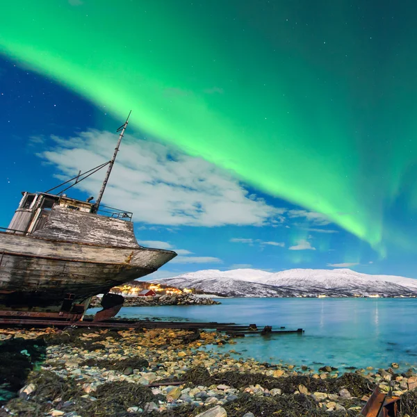 De Polart tänder i Norge — Stockfoto