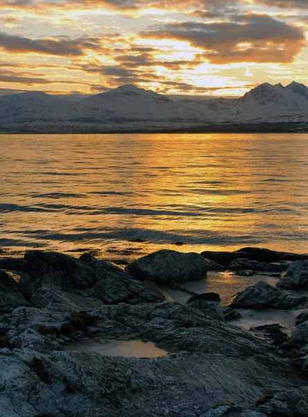 Vintern stiger. Tromsö — Stockfoto