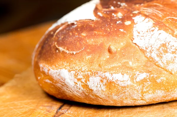 Bir somun taze ekmek. — Stok fotoğraf