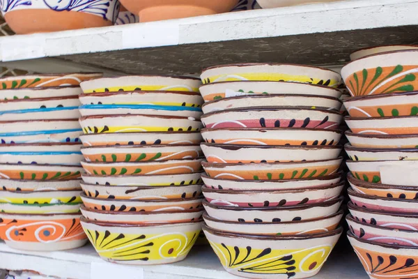 Kleurrijke Traditionele Mexicaanse Klei Gerechten Markt Voor Mexicaans Eten — Stockfoto