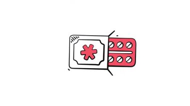 Su toplayan ilaç paketleriyle dolu bir ilaç kutusunun canlı bir çizimi.