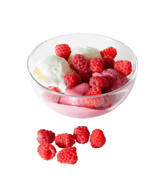 Taze ahududu ile vanilya ve Frenk üzümü dondurma kaşık toz