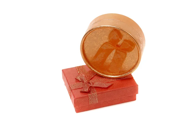 Rode en gouden geschenkdozen — Stockfoto