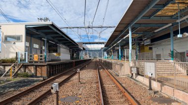 Japonya, Odakyu tren istasyonu platformu